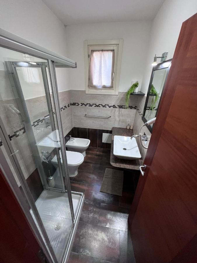 Il Vicoletto Guest House Porto Torres Buitenkant foto