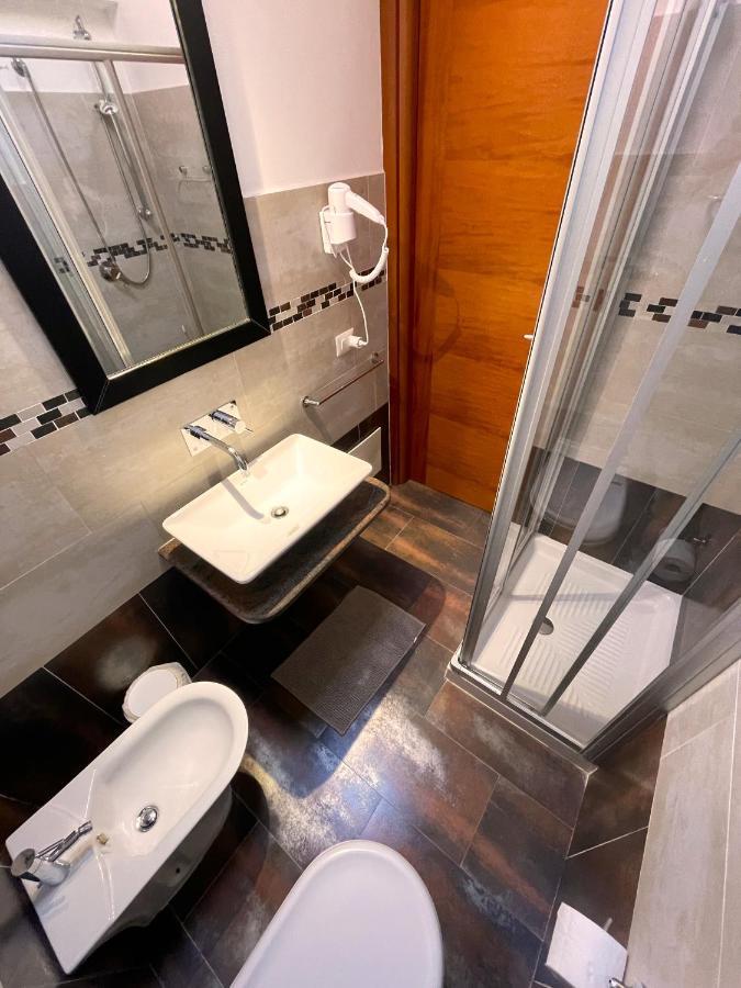 Il Vicoletto Guest House Porto Torres Buitenkant foto