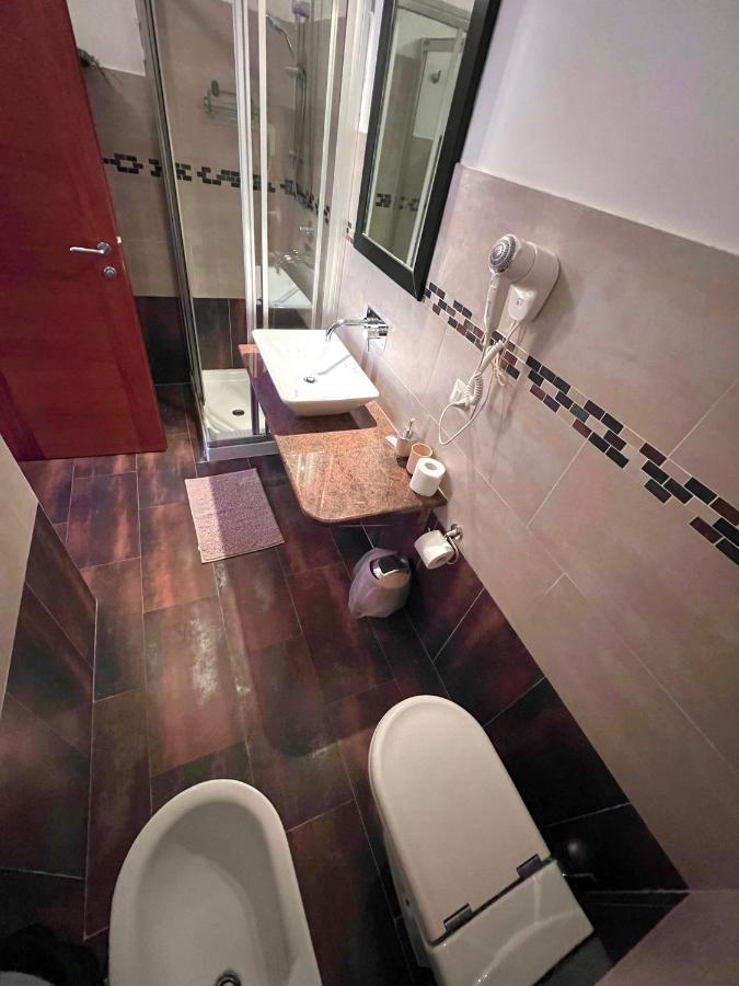 Il Vicoletto Guest House Porto Torres Buitenkant foto